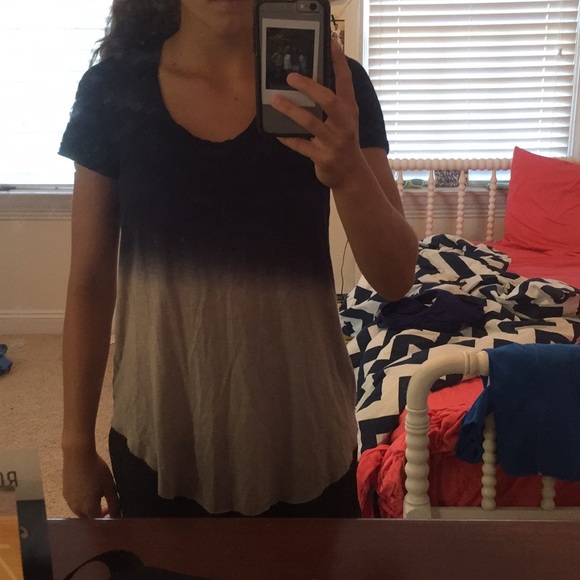 blue and purple ombré american eagle shirt - Picture 2 of 4